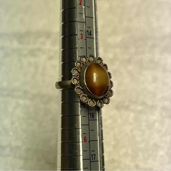 Sterling silver ring. Size 4. Unique brown stone. Beauty! Cool design - Picture 6 of 6